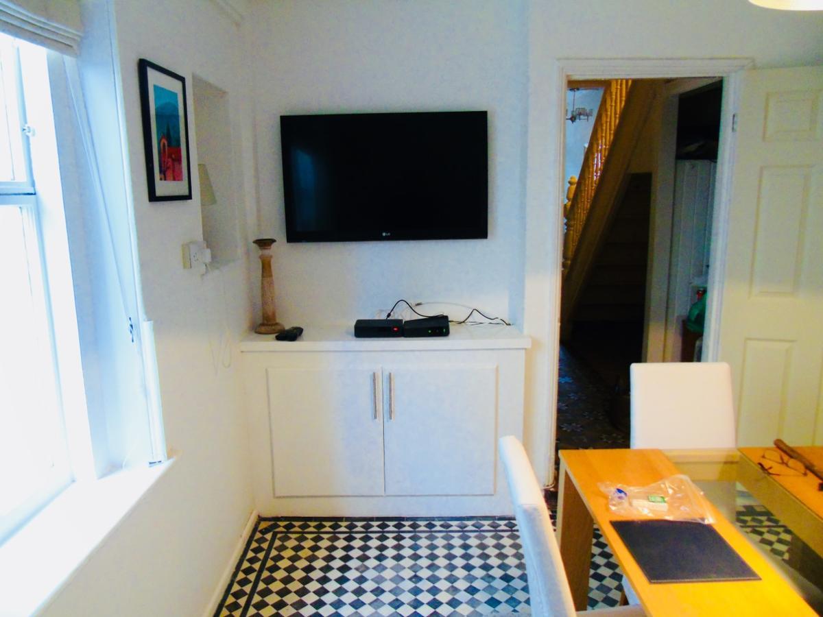 Willows - Cardiff Guest House Екстериор снимка